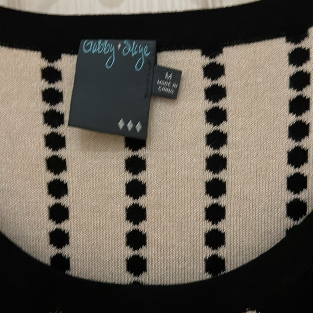 Knit dress black with white dots. Knee length - Picture 3 of 4